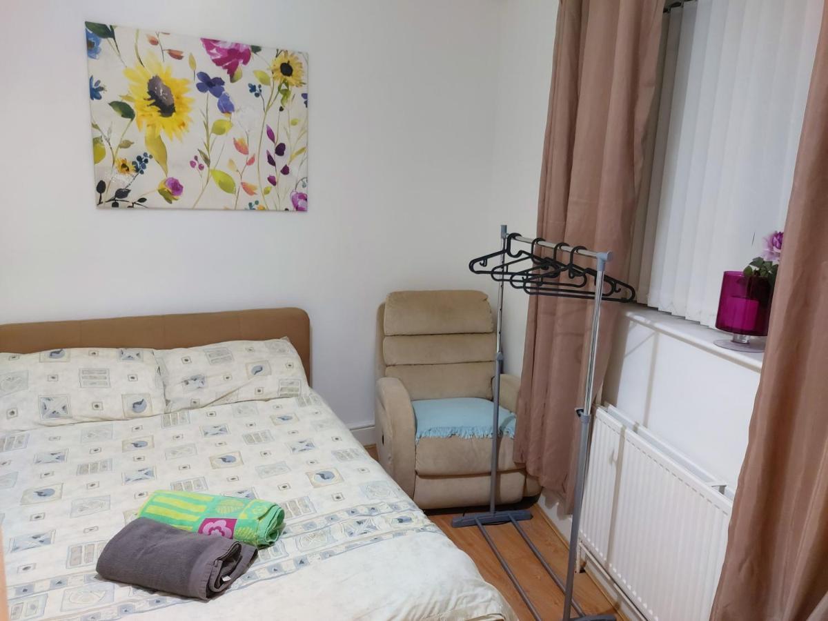 Spacious Double Room In Anfield Liverpool Exterior photo
