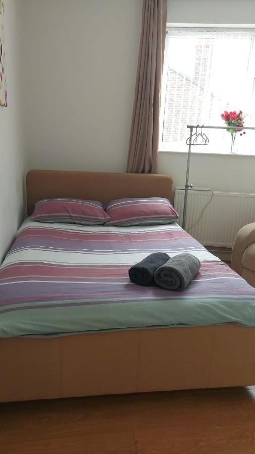 Spacious Double Room In Anfield Liverpool Exterior photo